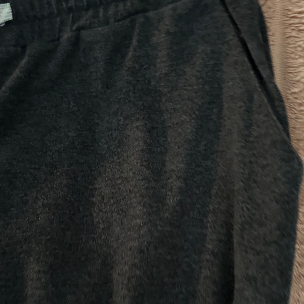 Vuori Charcoal Gray Joggers - Picture 3 of 7